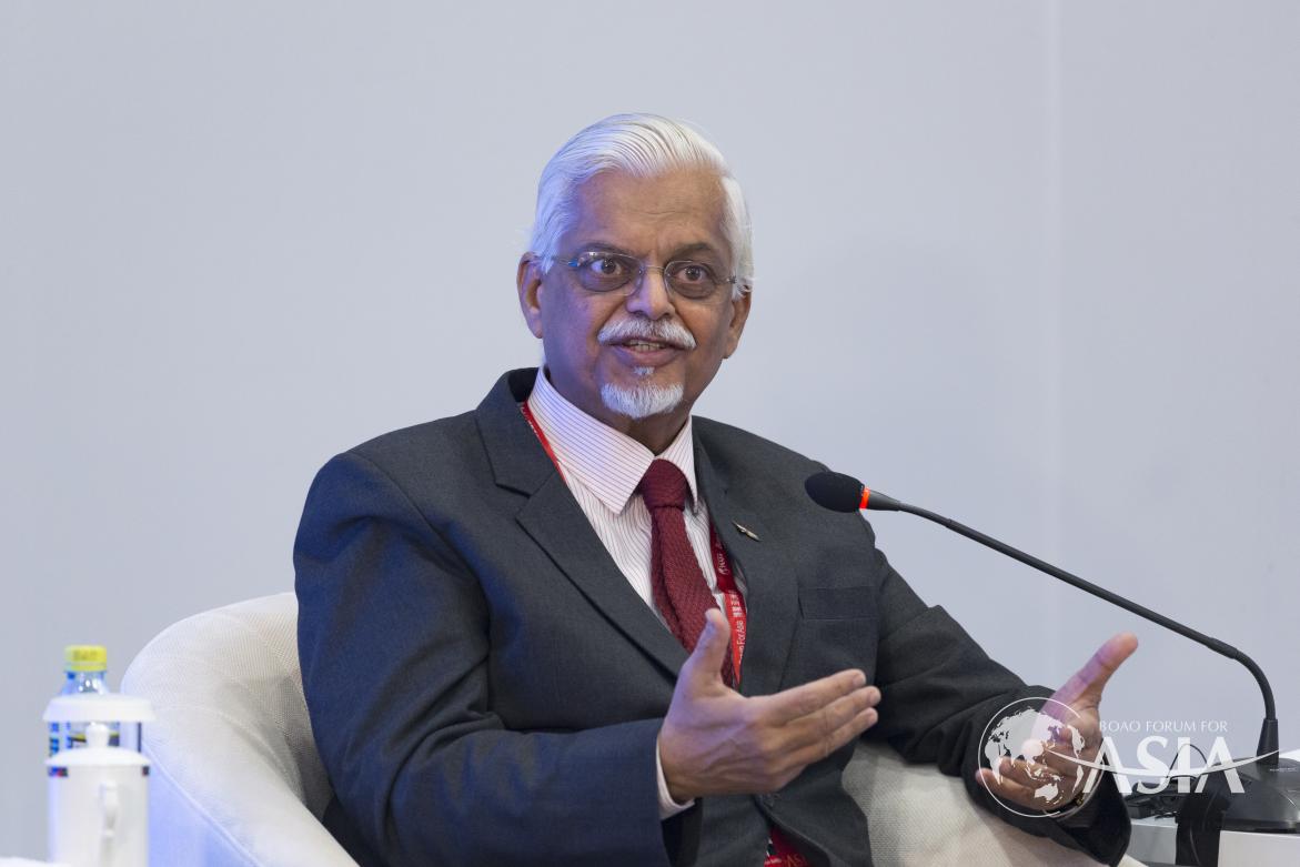 Sanjaya BARU（印度工商联合会秘书长）在亚洲经济预测分论坛发言