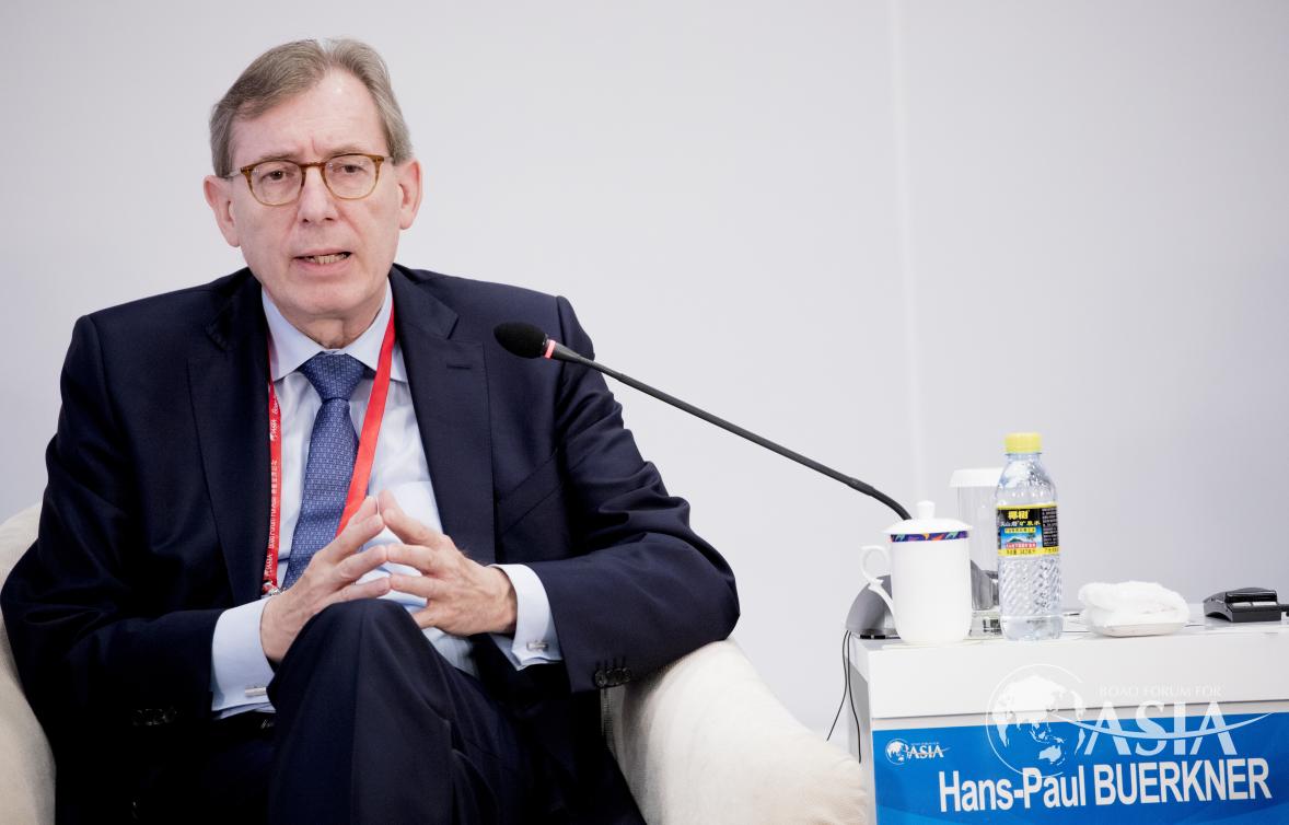 Hans-Paul Bürkner（波士顿咨询公司（BCG）全球主席）在新兴经济体：资本外流与债务风险分论坛发言