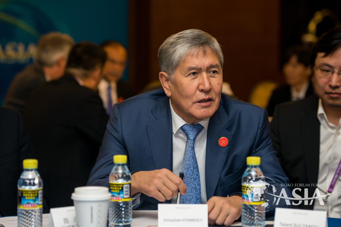 Almazbek ATAMBAEV（吉尔吉斯前总统）在“一带一路”：成功案例与经验分享圆桌发言