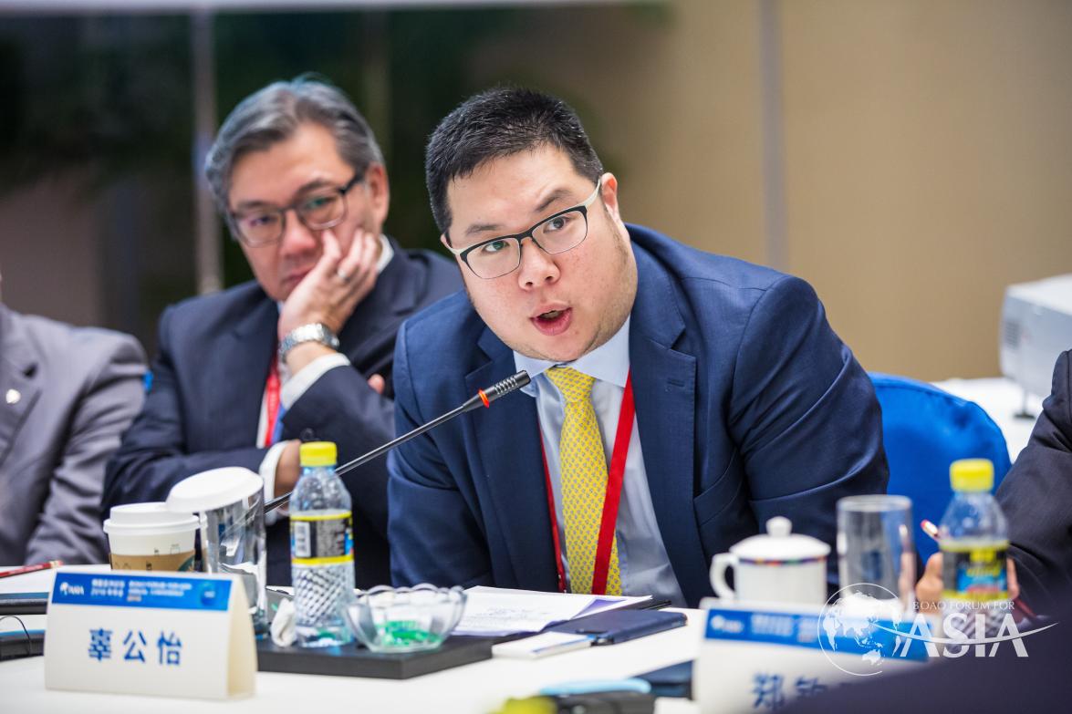 辜公怡（台湾水泥股份有限公司董事总经理）在新时期扩大两岸经济合作的路径与方向两岸企业家圆桌发言
