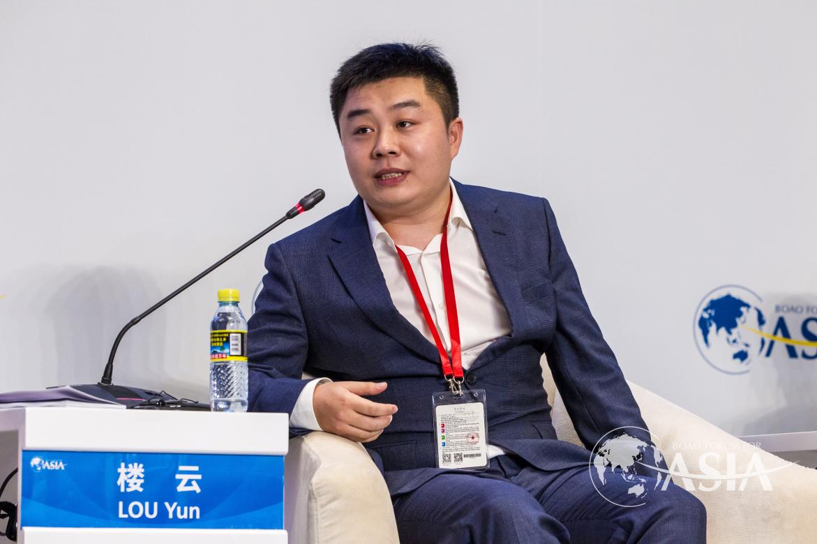 LOU Yun（Founder & CEO Technology Limited, Club Factory） speaks at How Can Cross-Border E-Commerce Overcome the New Challenges of Globalization session