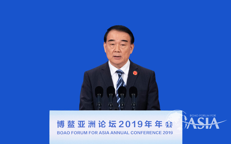 LI Baodong, Secretary General of Boao Forum for Asia, presided over the Opening Plenary of the BFA Annual Conference 2019